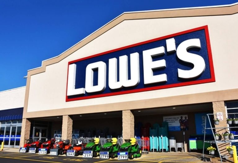 Lowe’s Job Offer: Sales Associate